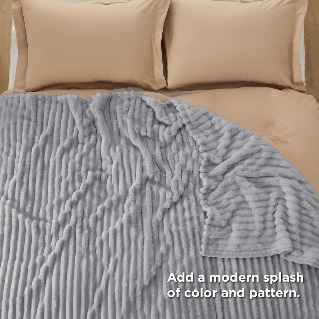 Bedsure Gentlesoft California King Size Blanket for Bed - Cozy Soft Blankets for Women, Cute Large Throws for Girls, Light Grey, 102X96 Inches