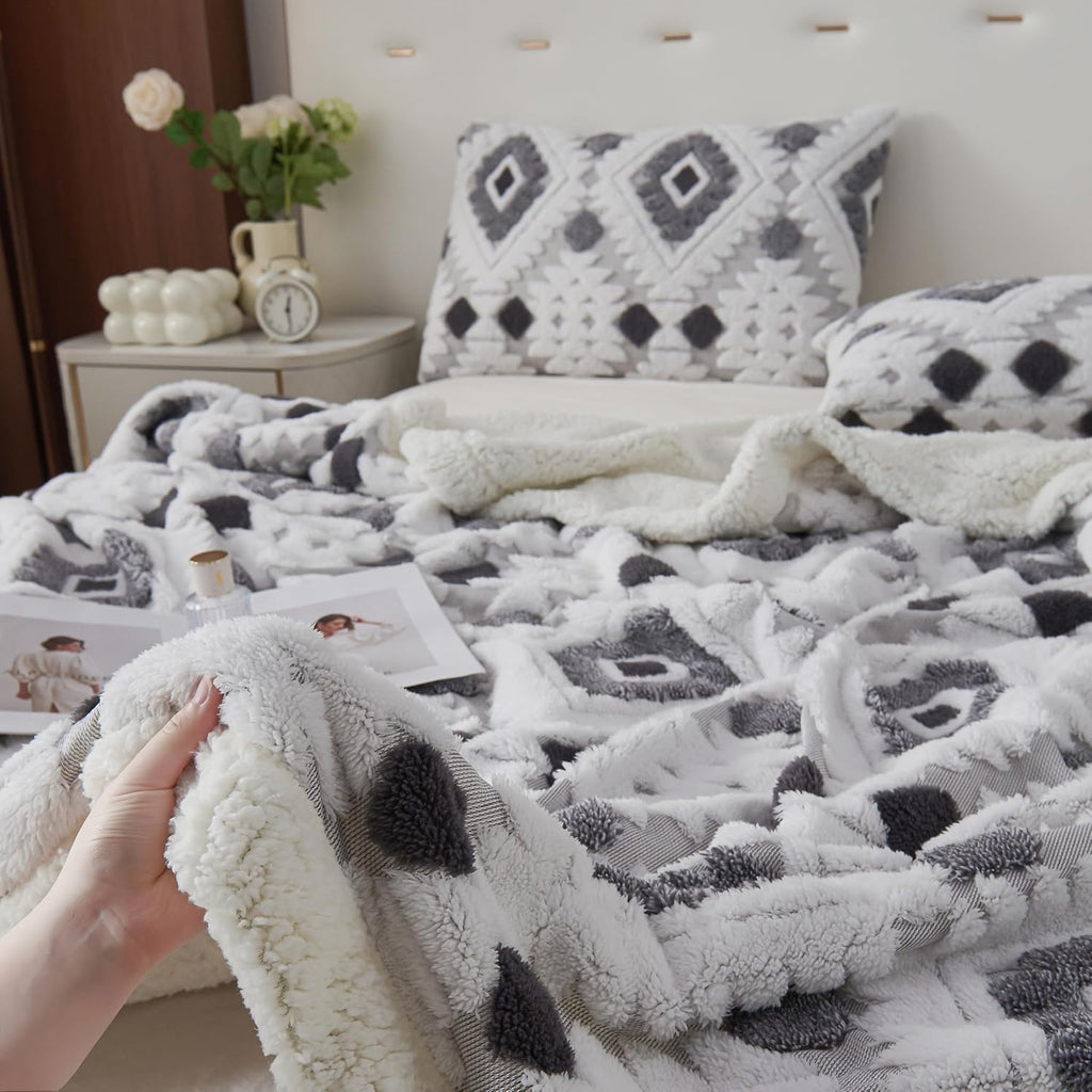 Large Bohemian Bed Blanket 80'' × 90'', Ultra Soft Aztec Bed Blankets for All Season, Cozy, Plush, Bohemian Throw Blanket for Couch/Sofa/Office/Camping, Dark Grey
