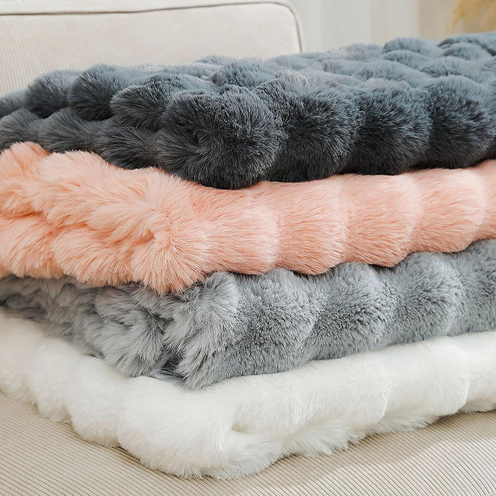 Pink Faux Fur Throw Blanket for Girls 50''X60'' Decorative Shaggy Velvet Blanket Fluffy Cozy Plush Warm Bed Throws for Bedroom, Living Room, Couch, Sofa, Office, Camping