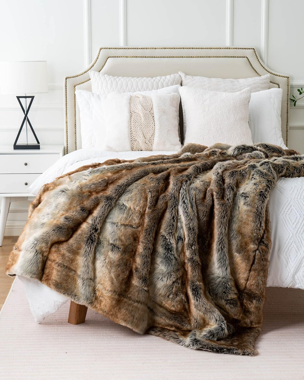 BATTILO Luxury Brown Faux Fur Throw Blanket for Couch,50"X60", Shaggy | Super Thick Warm Elegant Cozy Plush Furry Fuzzy Fluffy Faux Fur Blankets for Bed, Sofa, Living Room, Home Decor