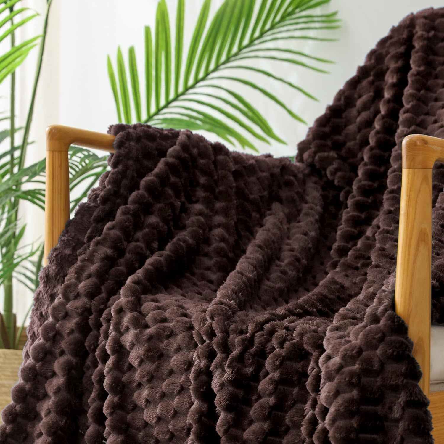 3D Fleece Twin Size Blanket for Bed, Coffee | Extra Soft Fuzzy Plush Lightweight Bed Blankets, Cozy Fluffy Decorative Blankets for All Seasons, 60X80 Inches