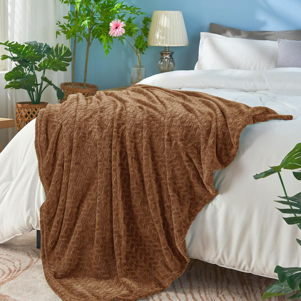 Fleece Twin Blanket for Bed Chocolate Brown Throw Blanket for Couch Super Soft Cozy Warm Blankets and Throws Lightweight Fuzzy Large Blanket for Sofa Bed Office,60X90 Inches