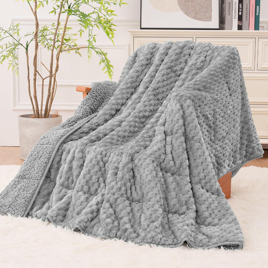 Super Fuzzy Soft Fleece Sherpa Weighted Blanket 20 Lbs for Adults, 3D Imitation Turtle Shell Luxury Weighted Throw for Better Sleep, Dual Sided Cozy Heavy Blankets for Couch Bed, Grey, 60" X 80"