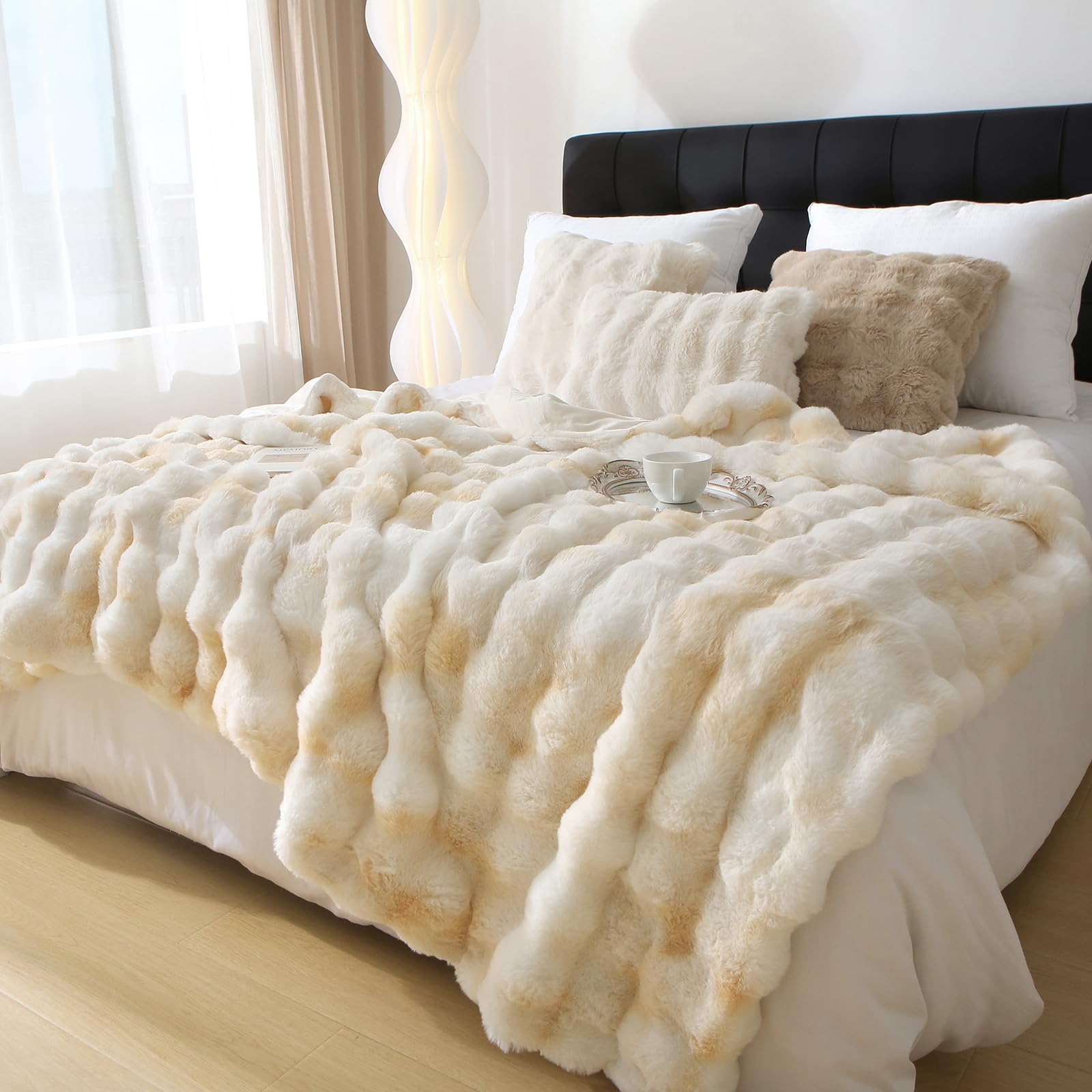 Luxury Thick Plush Tie Dye Faux Rabbit Fur Throw Blanket Ultra-Plush Cozy Soft Decorative Blanket Use for Couch Bed Travel(Tie Dye Beige60"*80")