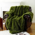 Luxury Fluffy Green Faux Fur Throw Blanket, Cozy Warm Fur Blanket for Couch, Sofa, Chair, Bed, Plush Fuzzy Fur Throws with Long Pile, 50"X60"