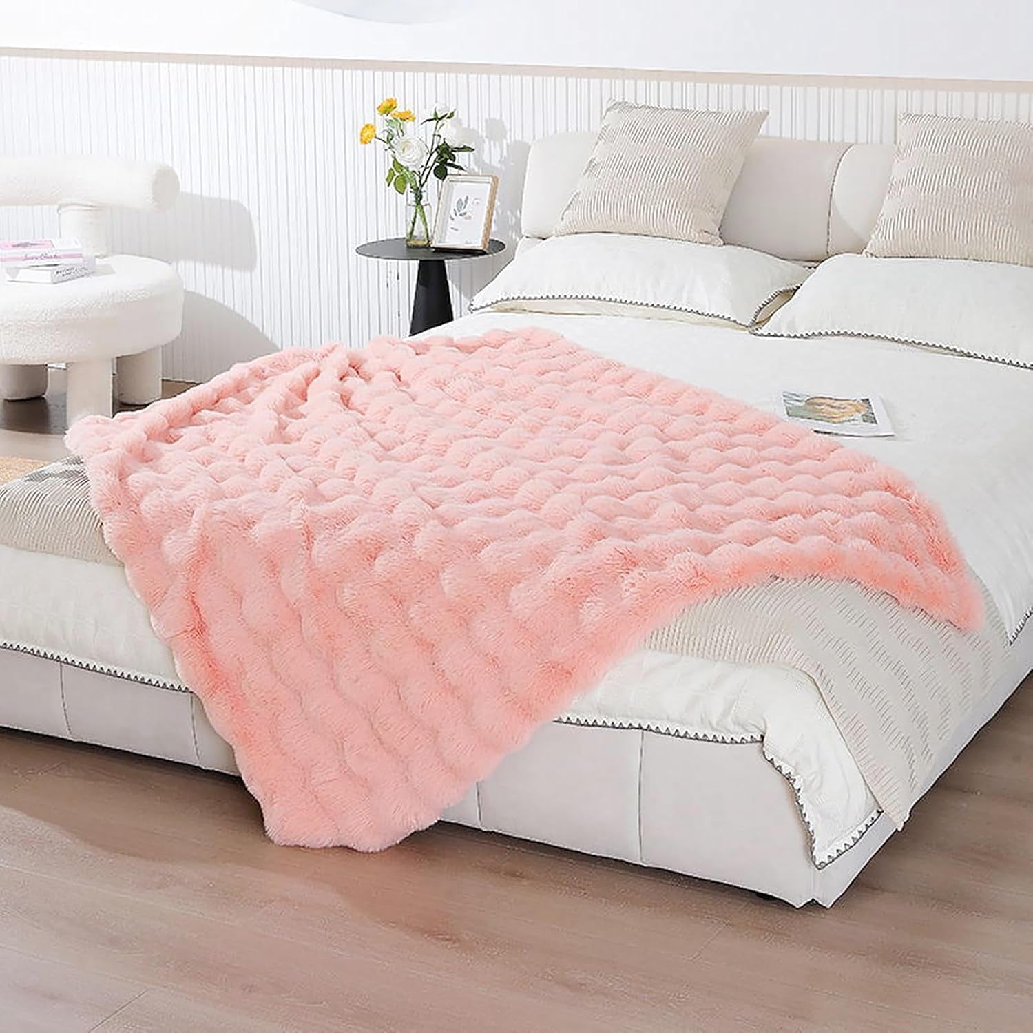 Pink Faux Fur Throw Blanket for Girls 50''X60'' Decorative Shaggy Velvet Blanket Fluffy Cozy Plush Warm Bed Throws for Bedroom, Living Room, Couch, Sofa, Office, Camping