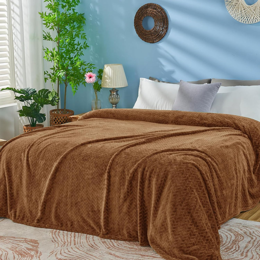 Fleece Twin Blanket for Bed Chocolate Brown Throw Blanket for Couch Super Soft Cozy Warm Blankets and Throws Lightweight Fuzzy Large Blanket for Sofa Bed Office,60X90 Inches