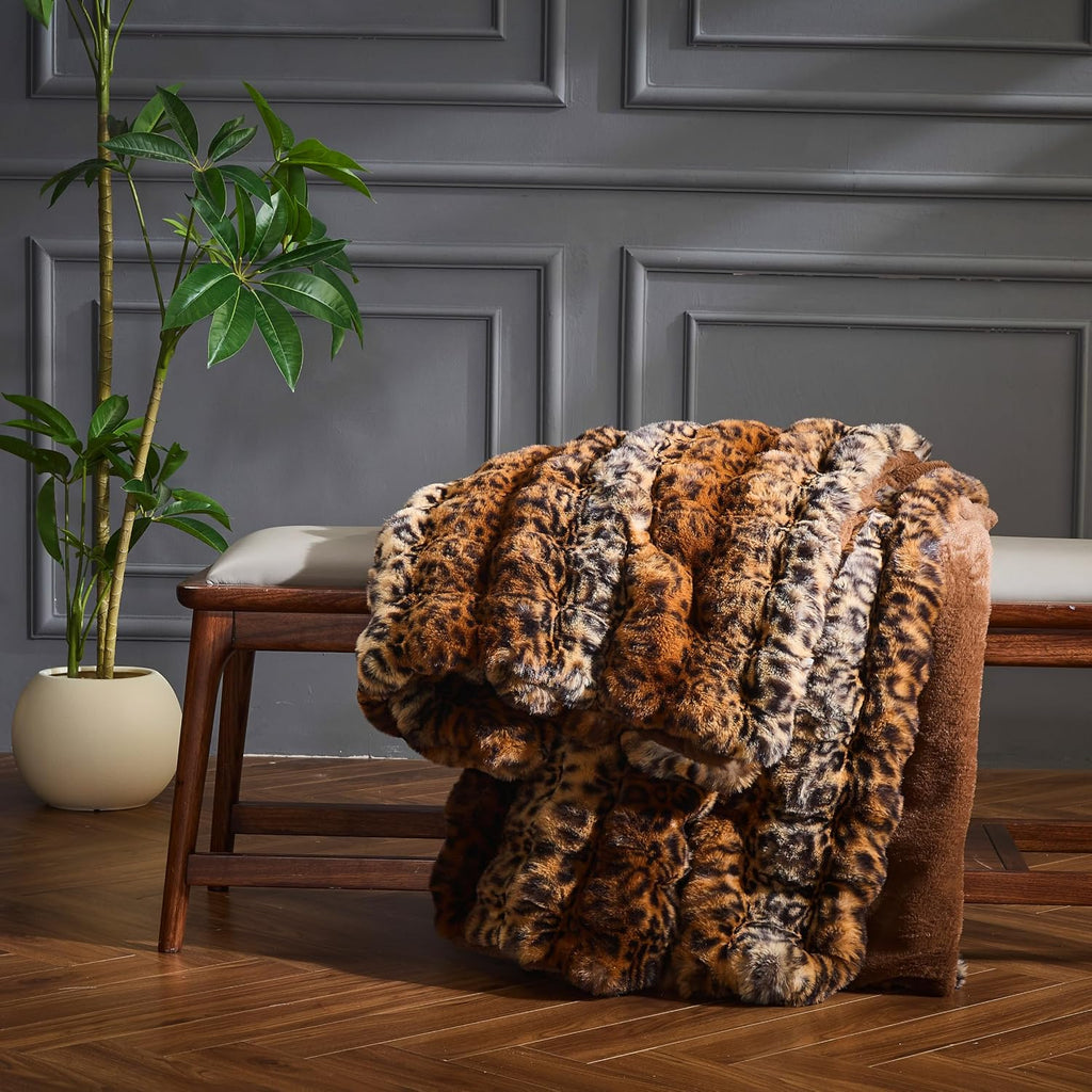 Leopard Throw Blanket 50''X60'', 750 GSM Double Sided Faux Fur Blankets and Throws for Bed Sofa Travel and Camping, Super Soft Cozy Fluffy Plush Blanket, Cheetah Print Blankets for All Seasons